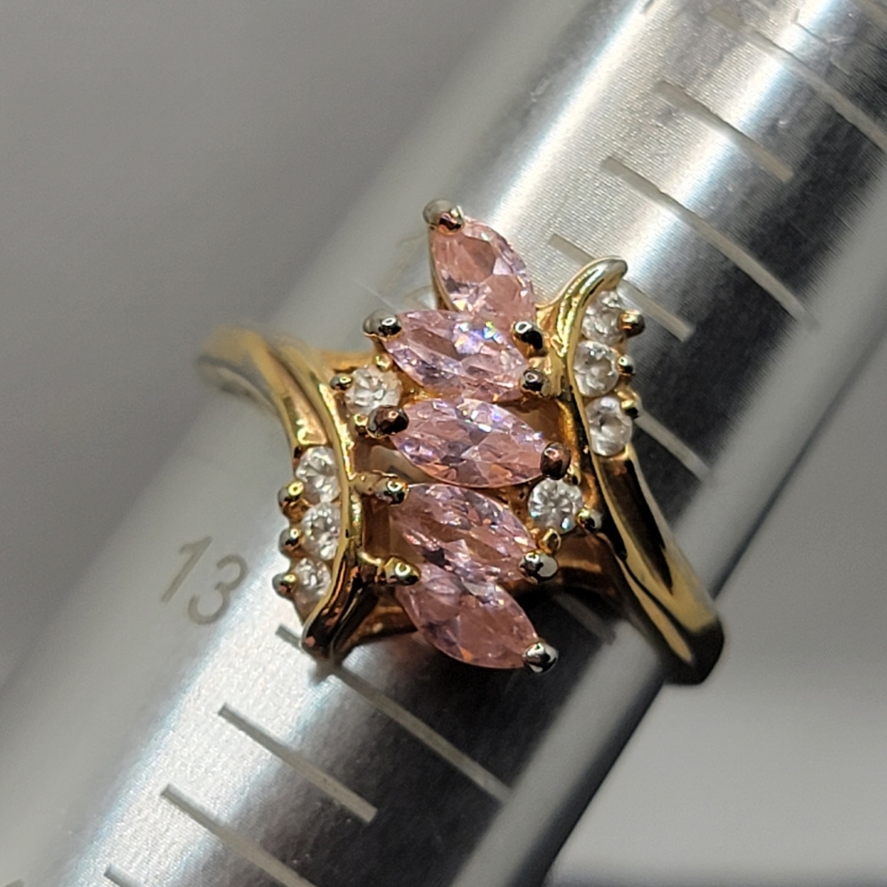 Vintage Bypass Marquise Pink Gem Simulated Diamond Gold Tone Ring - Picture 10 of 10
